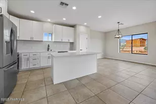 320 S Hoss Rd, Dewey-Humboldt, AZ 86327 - Photo 11