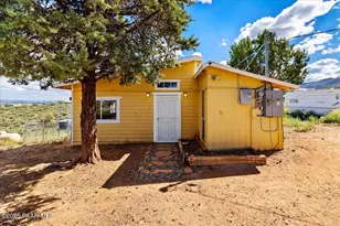 9275 E Chestnut Hill Ave, Dewey-Humboldt, AZ 86327 - Photo 1
