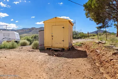 9275 E Chestnut Hill Avenue, Dewey-Humboldt, AZ 86327 - Photo 21