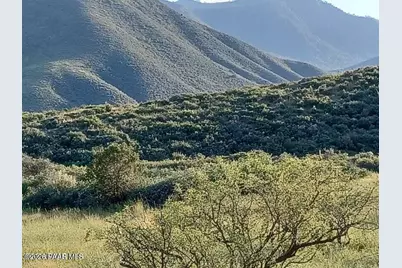 5668 S Miners Pick Road, Dewey-Humboldt, AZ 86329 - Photo 11