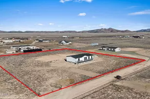 7420 E Bunkhouse Rd, Prescott Valley, AZ 86315 - Photo 1