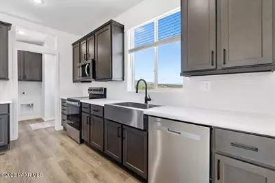 7420 E Bunkhouse Road, Prescott Valley, AZ 86315 - Photo 11