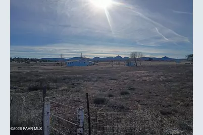 2050 W Curtis Ranch Road, Paulden, AZ 86334 - Photo 25