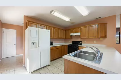 425 Fairway View Drive, Prescott, AZ 86303 - Photo 19