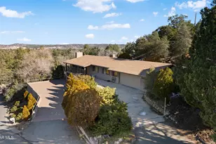 425 Fairway View Dr, Prescott, AZ 86303 - Photo 3