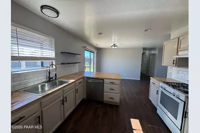 8613 E Hopi Drive, Prescott Valley, AZ 86314 - Photo 5