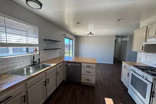 8613 E Hopi Dr, Prescott Valley, AZ 86314 - Photo 5