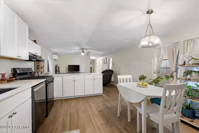 689 Whipple Street #8, Prescott, AZ 86301 - Photo 9