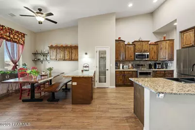 11295 N Scalli Way, Prescott Valley, AZ 86315 - Photo 11
