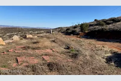 17171 E Cardinal Lane, Dewey-Humboldt, AZ 86327 - Photo 7
