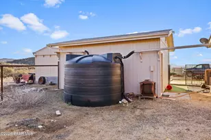 485 N Old Coach Trail, Dewey-Humboldt, AZ 86327 - Photo 31