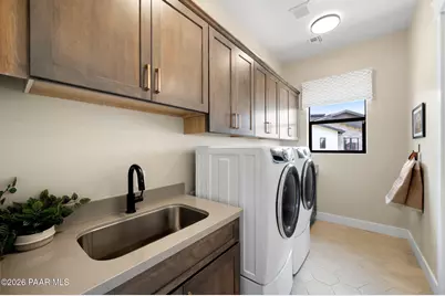 5174 E Frost Lane, Prescott Valley, AZ 86314 - Photo 13