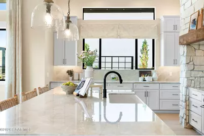 5174 E Frost Lane, Prescott Valley, AZ 86314 - Photo 11