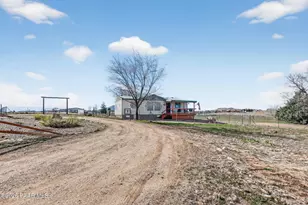 1620 S Johnson Ln, Chino Valley, AZ 86323 - Photo 31