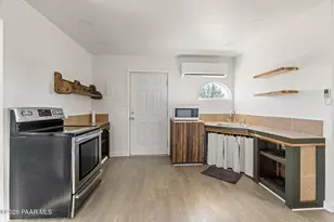 685 W Iris Rd, Paulden, AZ 86334 - Photo 5