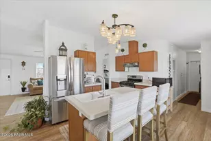 10585 S Cholla Dr, Mayer, AZ 86333 - Photo 11