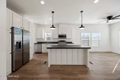 360 W Granada Drive, Paulden, AZ 86334 - Photo 21