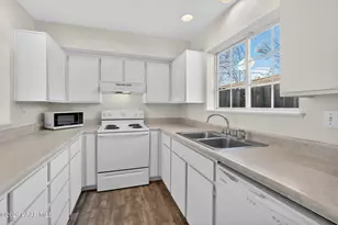 741 Gail Gardner Way, Prescott, AZ 86305 - Photo 17