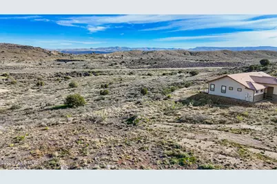 12391 S Caballo, Mayer, AZ 86333 - Photo 11