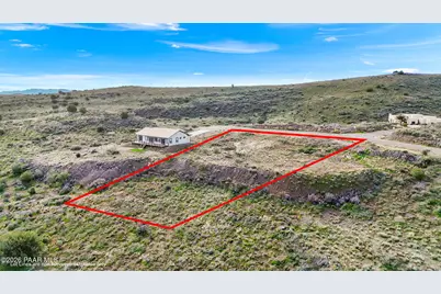 12391 S Caballo, Mayer, AZ 86333 - Photo 9