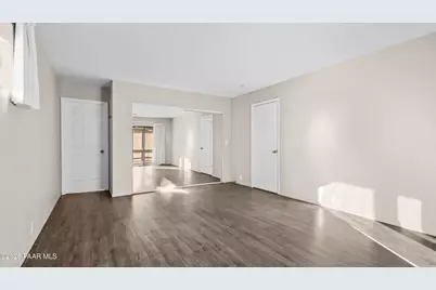 11113 E Cochise Circle, Dewey-Humboldt, AZ 86327 - Photo 15