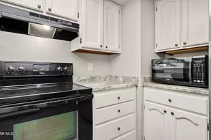 11113 E Cochise Circle, Dewey-Humboldt, AZ 86327 - Photo 5