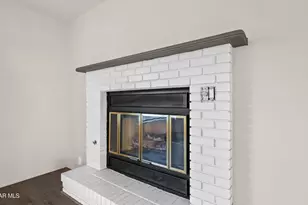 11113 E Cochise Circle, Dewey-Humboldt, AZ 86327 - Photo 7