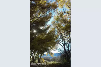 12070 W Kelton Lane, Skull Valley, AZ 86338 - Photo 7