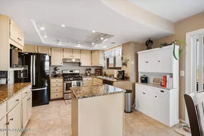 737 S Maricopa Street, Chino Valley, AZ 86323 - Photo 11