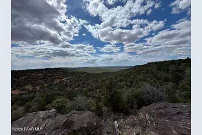 44600 N Shadow Rock Trail, Seligman, AZ 86337 - Photo 9