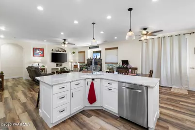 9470 E Mystic River Way, Prescott Valley, AZ 86315 - Photo 11