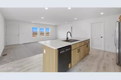 27181 W Kingdom Court, Paulden, AZ 86334 - Photo 11