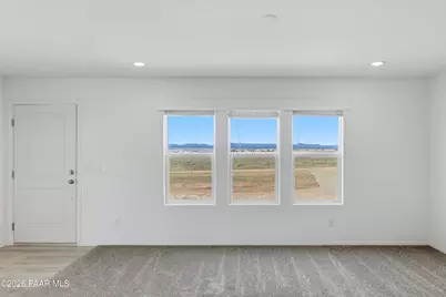 27181 W Kingdom Court, Paulden, AZ 86334 - Photo 5