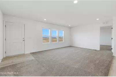 27181 W Kingdom Court, Paulden, AZ 86334 - Photo 7