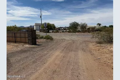 Xx00E N 253rd Avenue, Morristown, AZ 85342 - Photo 9