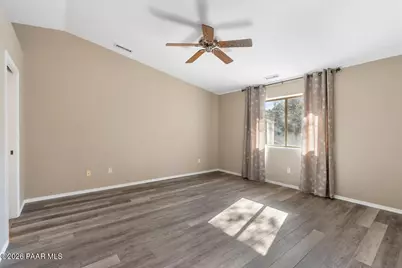 11055 E Lariat Lane, Dewey-Humboldt, AZ 86327 - Photo 17