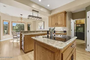 1560 Southpark Cir, Prescott, AZ 86305 - Photo 9