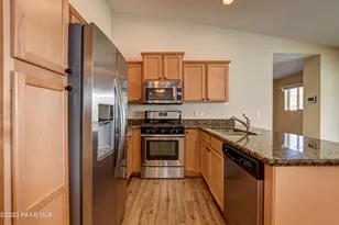 915 Gail Gardner Way, Prescott, AZ 86305 - Photo 15