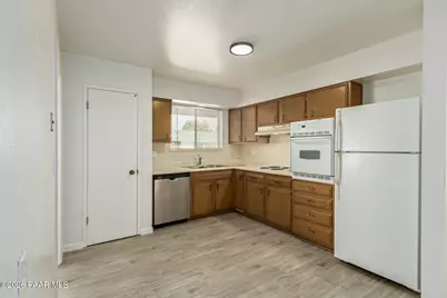 11014 W Cheryl Drive, Sun City, AZ 85351 - Photo 13