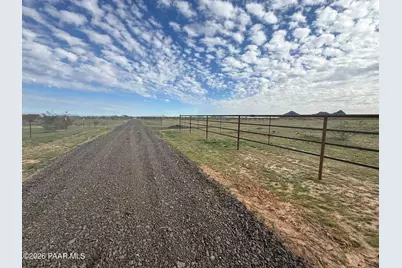 00Xxa2 W Williams Road, Aguila, AZ 85320 - Photo 13