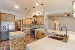 25820 N Merlot Ln, Paulden, AZ 86334 - Photo 9