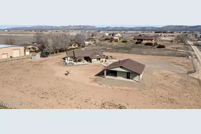 25820 N Merlot Lane, Paulden, AZ 86334 - Photo 31