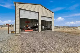 10915 E Lady Bug Pl, Prescott Valley, AZ 86315 - Photo 25
