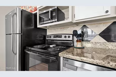 11347 E Manzanita Trail, Dewey-Humboldt, AZ 86327 - Photo 25