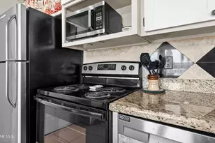 11347 E Manzanita Trail, Dewey-Humboldt, AZ 86327 - Photo 25