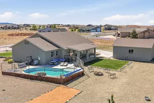 8350 N Covered Wagon Trail, Prescott Valley, AZ 86315 - Photo 3
