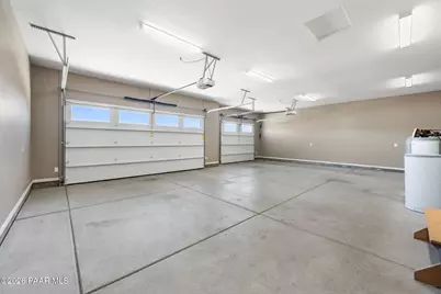 8350 N Covered Wagon Trail, Prescott Valley, AZ 86315 - Photo 27