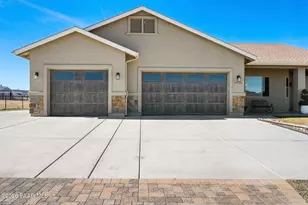 8350 N Covered Wagon Trail, Prescott Valley, AZ 86315 - Photo 31