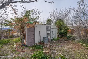 9040 S Magby Dr, Wilhoit, AZ 86332 - Photo 35