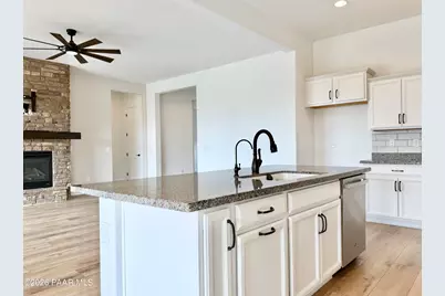 7893 E Carbon Court, Prescott Valley, AZ 86315 - Photo 9